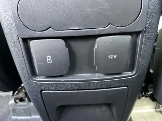 Ford Explorer 2023 AWD XLT 4dr SUV