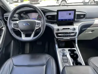 Ford Explorer 2023 AWD XLT 4dr SUV