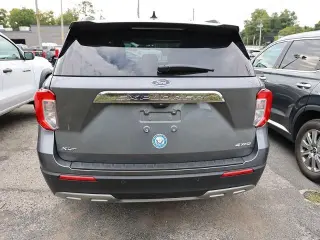 Ford Explorer 2023 AWD XLT 4dr SUV