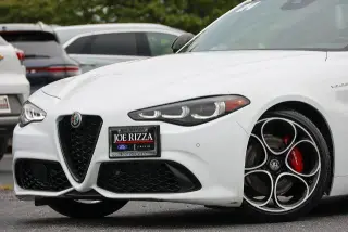 Alfa Romeo Giulia 2024 Ti 4dr Sedan