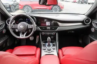 Alfa Romeo Giulia 2024 Ti 4dr Sedan