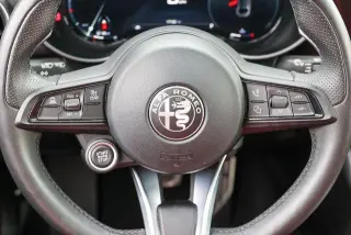 Alfa Romeo Giulia 2024 Ti 4dr Sedan