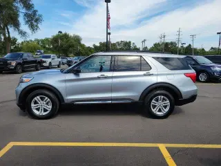 Ford Explorer 2023 AWD XLT 4dr SUV