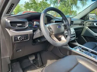 Ford Explorer 2023 AWD XLT 4dr SUV