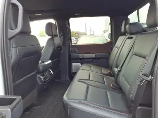 Ford F-150 2023 4x4 Lariat 4dr SuperCrew 6.5 ft. SB