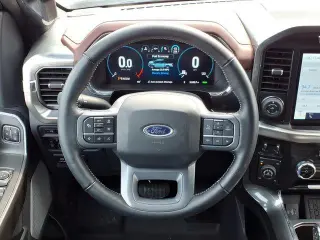 Ford F-150 2023 4x4 Lariat 4dr SuperCrew 6.5 ft. SB