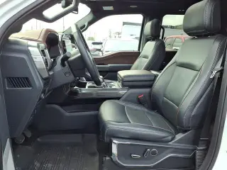 Ford F-150 2023 4x4 Lariat 4dr SuperCrew 6.5 ft. SB