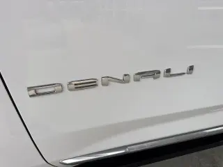 GMC Yukon XL 2021 4x4 Denali 4dr SUV