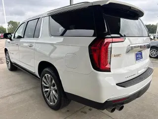GMC Yukon XL 2021 4x4 Denali 4dr SUV