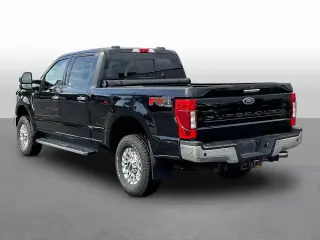 Ford F-250 Super Duty 2020 4x4 XLT 4dr Crew Cab 8 ft. LB Pickup