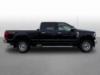 Ford F-250 Super Duty 2020 4x4 XLT 4dr Crew Cab 8 ft. LB Pickup