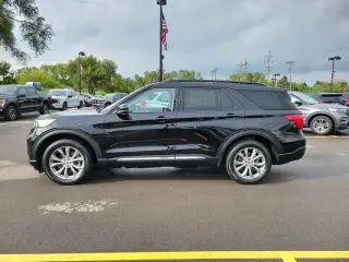 Ford Explorer 2023 AWD XLT 4dr SUV