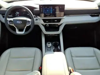 Ford Explorer 2025 AWD Active 4dr SUV