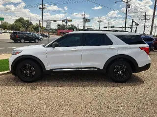 Ford Explorer 2022 AWD XLT 4dr SUV