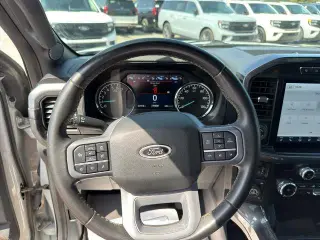 Ford F-150 2023 4x4 XLT 4dr SuperCrew 5.5 ft. SB