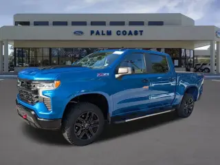 Chevrolet Silverado 1500 2023 4x4 LT Trail Boss 4dr Crew Cab 5.8 ft. SB