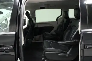 Chrysler Pacifica Plug-In Hybrid 2023 Touring L 4dr Mini-Van