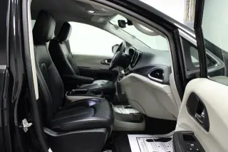 Chrysler Pacifica Plug-In Hybrid 2023 Touring L 4dr Mini-Van