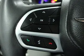 Chrysler Pacifica Plug-In Hybrid 2023 Touring L 4dr Mini-Van