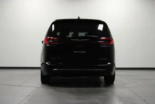 Chrysler Pacifica Plug-In Hybrid 2023 Touring L 4dr Mini-Van