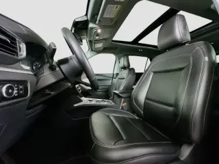 Ford Explorer 2024 XLT 4dr SUV