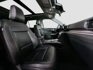 Ford Explorer 2024 XLT 4dr SUV