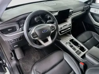 Ford Explorer 2024 XLT 4dr SUV