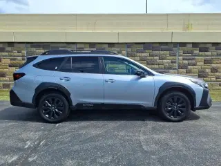Subaru Outback 2023 AWD Onyx Edition XT 4dr Crossover