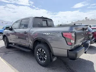 Nissan Titan 2024 4x4 PRO-4X 4dr Crew Cab 5.6 ft. SB