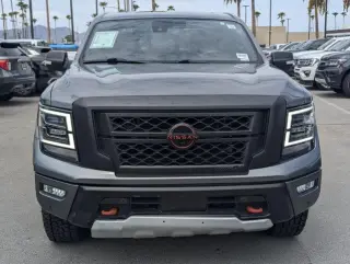 Nissan Titan 2024 4x4 PRO-4X 4dr Crew Cab 5.6 ft. SB