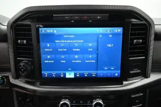 Ford F-150 2022 4x4 Platinum 4dr SuperCrew 6.5 ft. SB