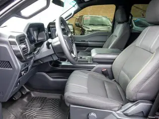 Ford F-150 2025 4x4 STX 4dr SuperCrew 5.5 ft. SB