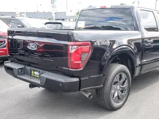 Ford F-150 2025 4x4 STX 4dr SuperCrew 5.5 ft. SB