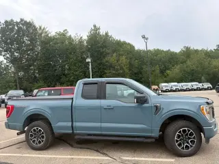 Ford F-150 2023 4x4 XLT 4dr SuperCab 6.5 ft. SB