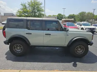 Ford Bronco 2024 4x4 Black Diamond 4dr SUV
