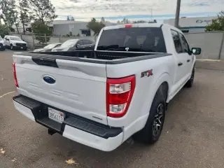 Ford F-150 2023 4x2 XL 4dr SuperCrew 6.5 ft. SB