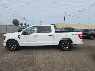 Ford F-150 2023 4x2 XL 4dr SuperCrew 6.5 ft. SB