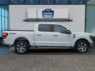 Ford F-150 2022 4x4 Lariat 4dr SuperCrew 5.5 ft. SB