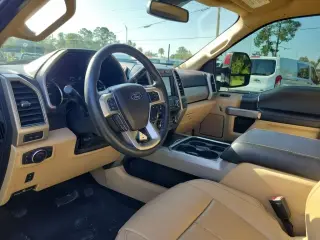 Ford F-250 Super Duty 2020 4x4 Lariat 4dr Crew Cab 8 ft. LB Pickup