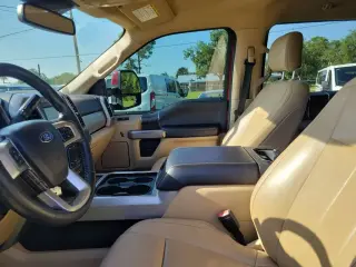 Ford F-250 Super Duty 2020 4x4 Lariat 4dr Crew Cab 8 ft. LB Pickup