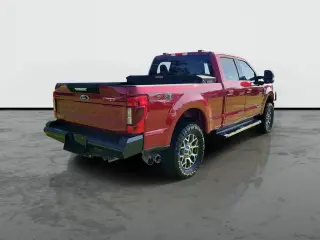 Ford F-250 Super Duty 2020 4x4 Lariat 4dr Crew Cab 8 ft. LB Pickup