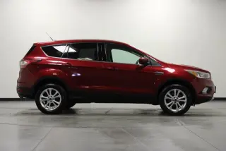 Ford Escape 2017 AWD SE 4dr SUV