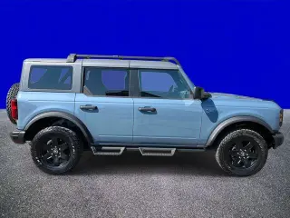 Ford Bronco 2024 4x4 Black Diamond 4dr SUV