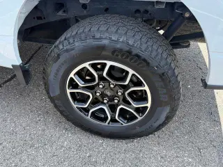 Ford F-150 2023 4x4 XLT 4dr SuperCrew 5.5 ft. SB
