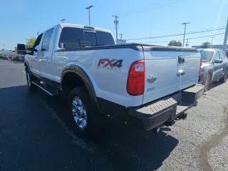 Ford F-250 Super Duty 2016 4x4 Lariat 4dr Crew Cab 6.8 ft. SB Pickup