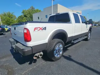 Ford F-250 Super Duty 2016 4x4 Lariat 4dr Crew Cab 6.8 ft. SB Pickup