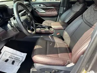 Ford Explorer 2025 AWD Platinum 4dr SUV