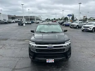 Ford Expedition 2022 4x4 XLT 4dr SUV