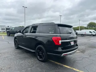 Ford Expedition 2022 4x4 XLT 4dr SUV