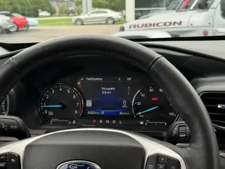 Ford Explorer 2024 AWD Limited 4dr SUV